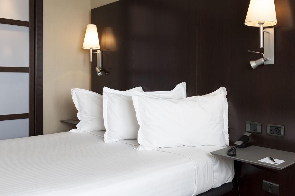 Ac Hotel Oviedo Forum By Marriott Εξωτερικό φωτογραφία