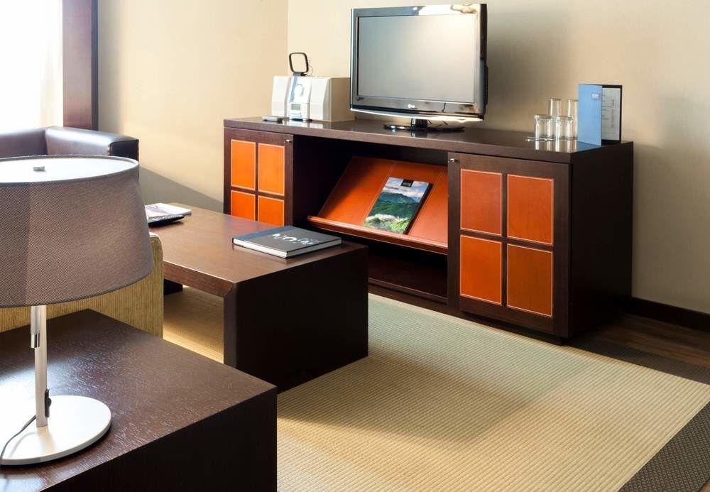 Ac Hotel Oviedo Forum By Marriott Εξωτερικό φωτογραφία