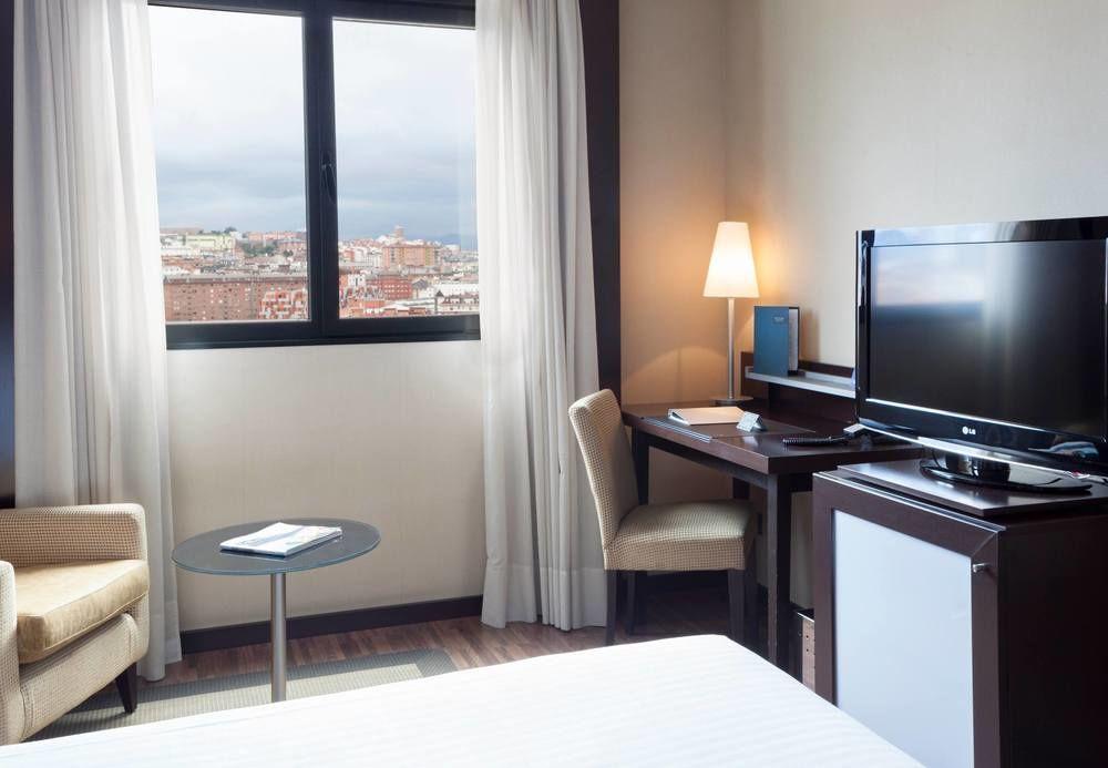 Ac Hotel Oviedo Forum By Marriott Εξωτερικό φωτογραφία