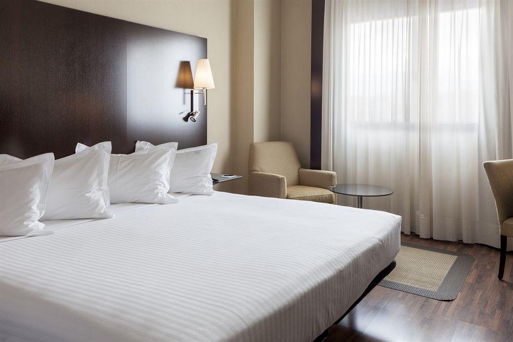 Ac Hotel Oviedo Forum By Marriott Εξωτερικό φωτογραφία
