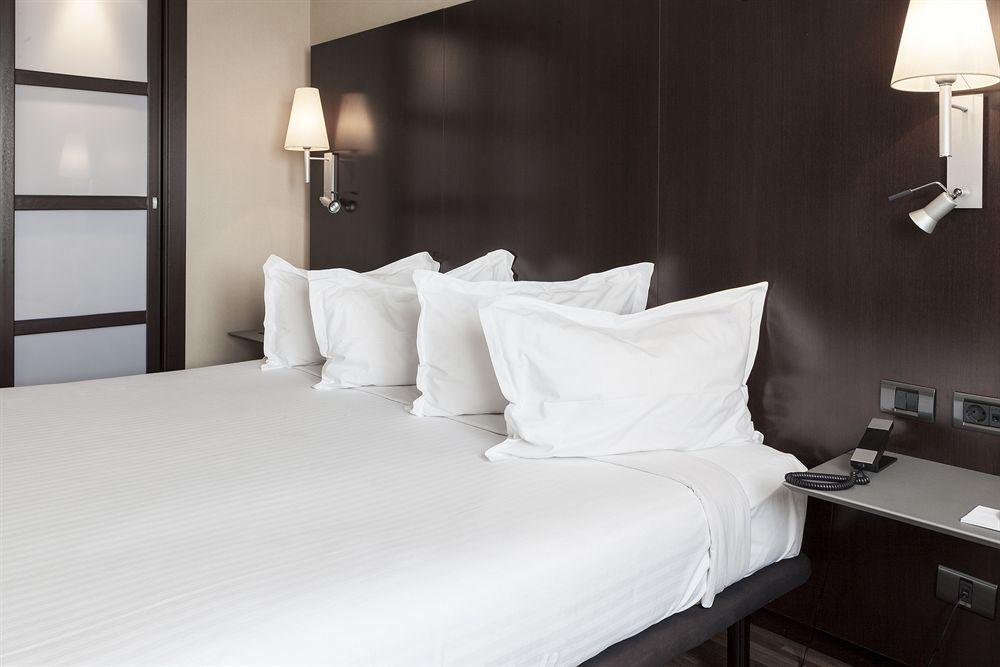 Ac Hotel Oviedo Forum By Marriott Εξωτερικό φωτογραφία