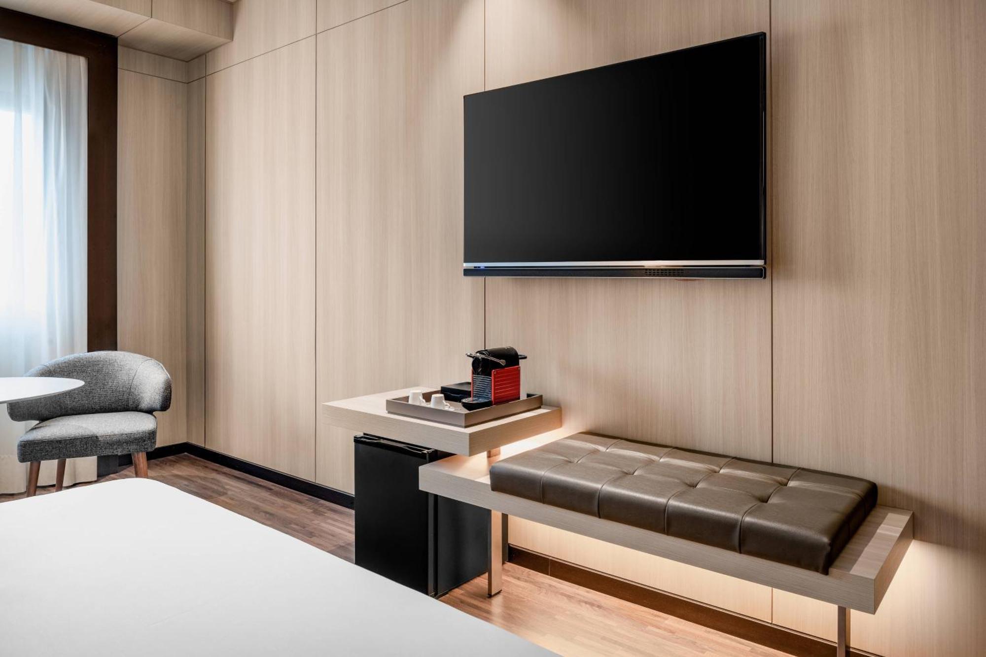 Ac Hotel Oviedo Forum By Marriott Εξωτερικό φωτογραφία