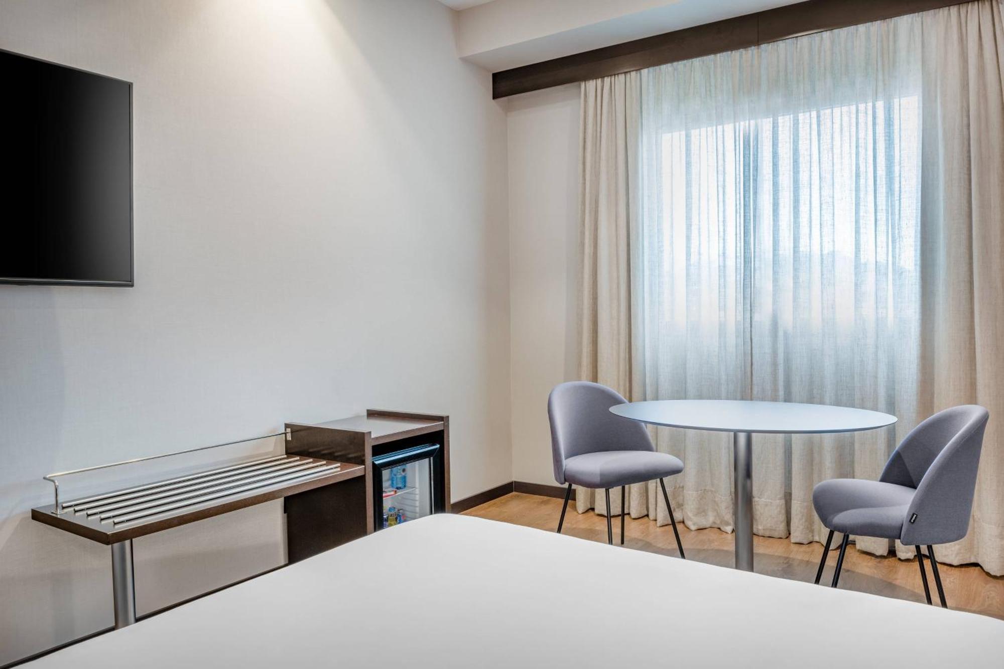 Ac Hotel Oviedo Forum By Marriott Εξωτερικό φωτογραφία