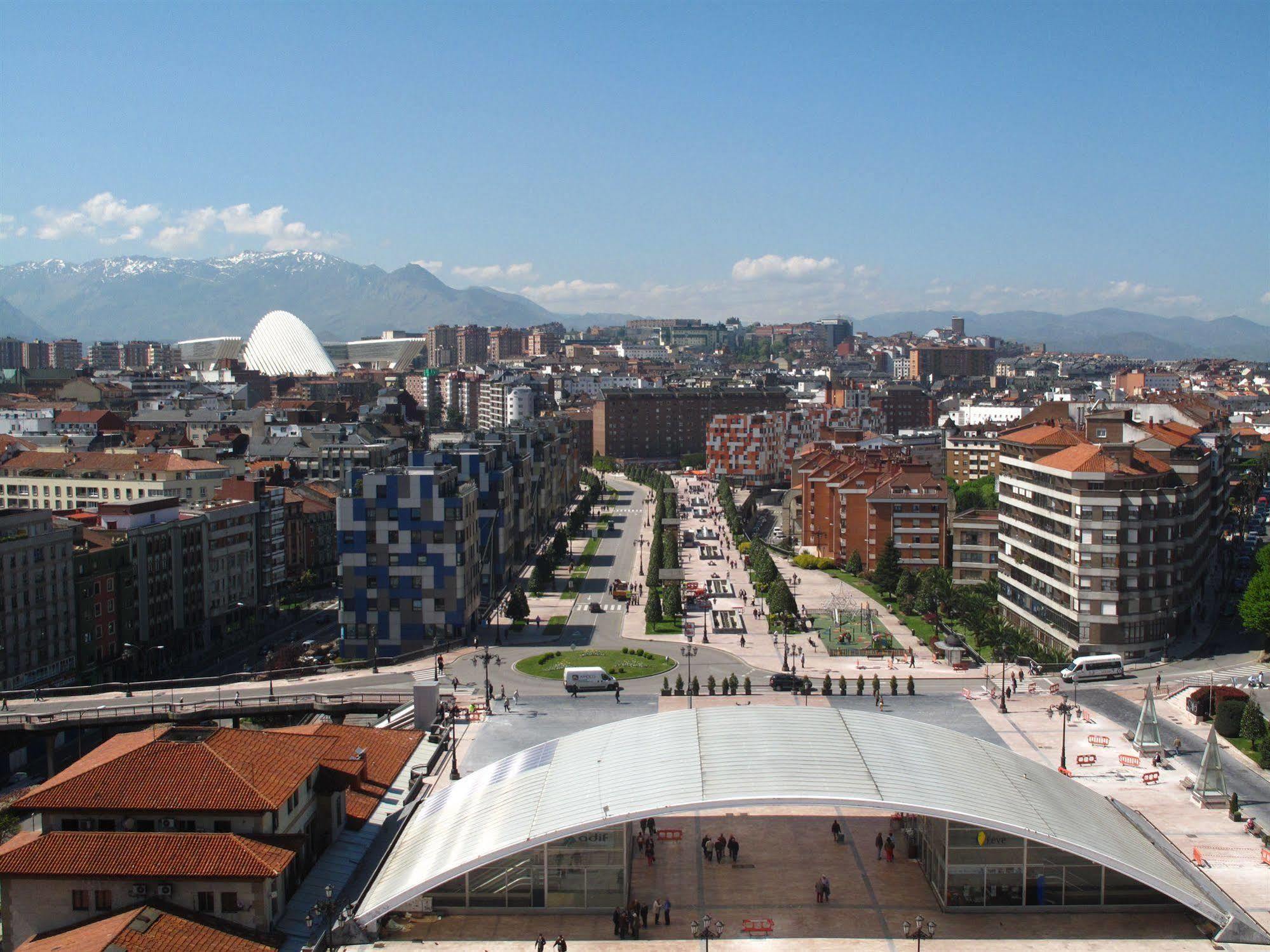 Ac Hotel Oviedo Forum By Marriott Ανέσεις φωτογραφία